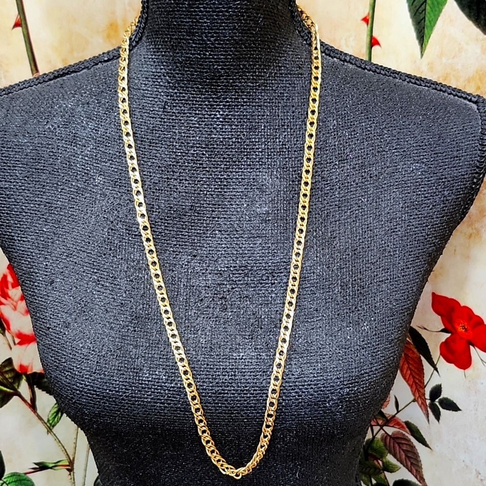 VINTAGE AVON GOLD CHAIN NECKLACE